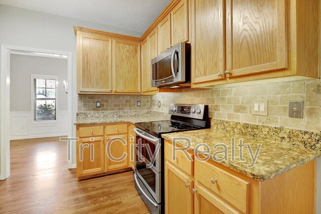 Building Photo - 75 Rock Mill Ct