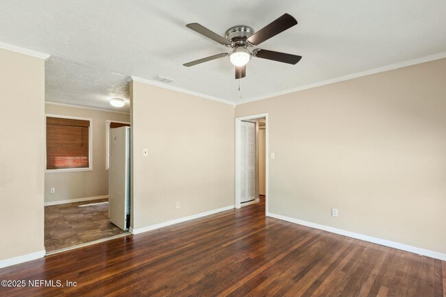 Building Photo - 1254 De Paul Dr