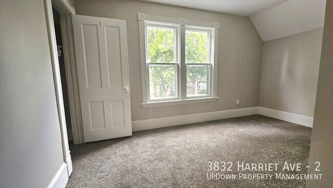 Building Photo - 3832 Harriet Ave