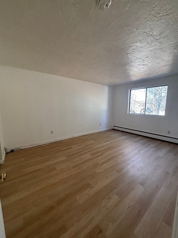 Building Photo - 707 Bedford St