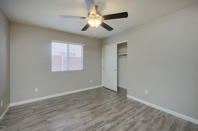 Building Photo - 8517 W Caribbean Ln