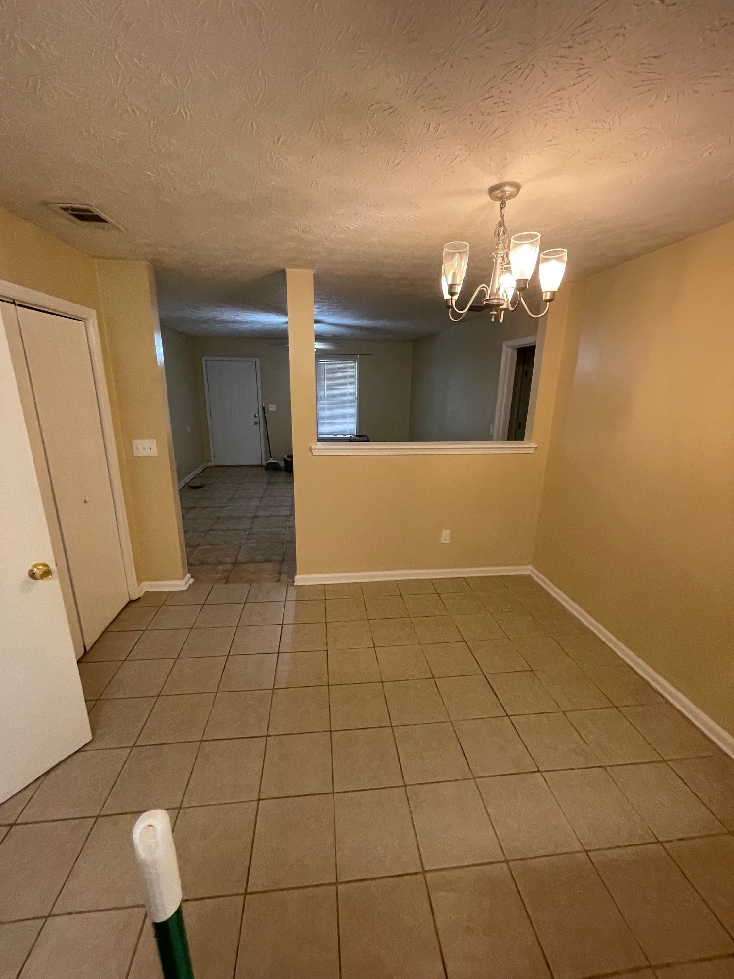 Building Photo - 2641 Union Cir