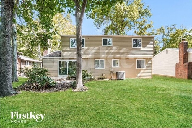 Building Photo - 815 Mcdonell Dr