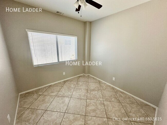 Building Photo - 4307 S Rim Ct