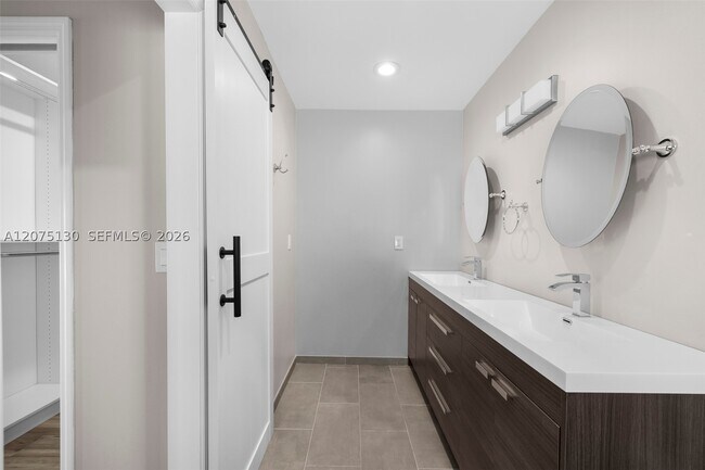 Building Photo - 1151 NW 78th Ave