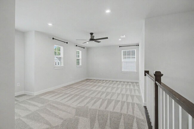 Building Photo - 239 Darden Dr