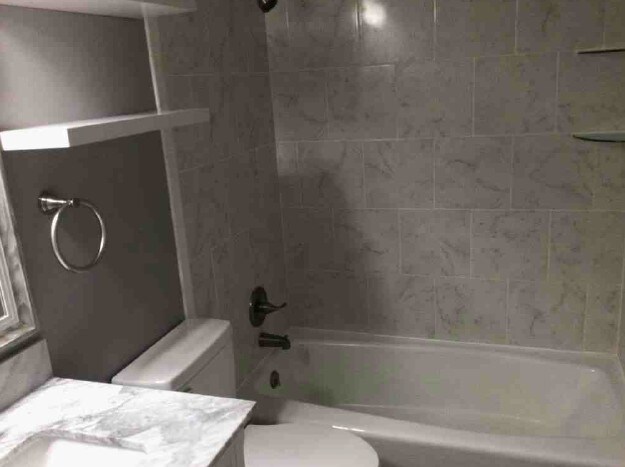 Building Photo - 190 St Matthews Ave