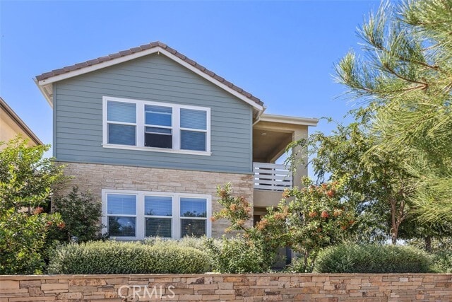 Building Photo - 395 Sawbuck