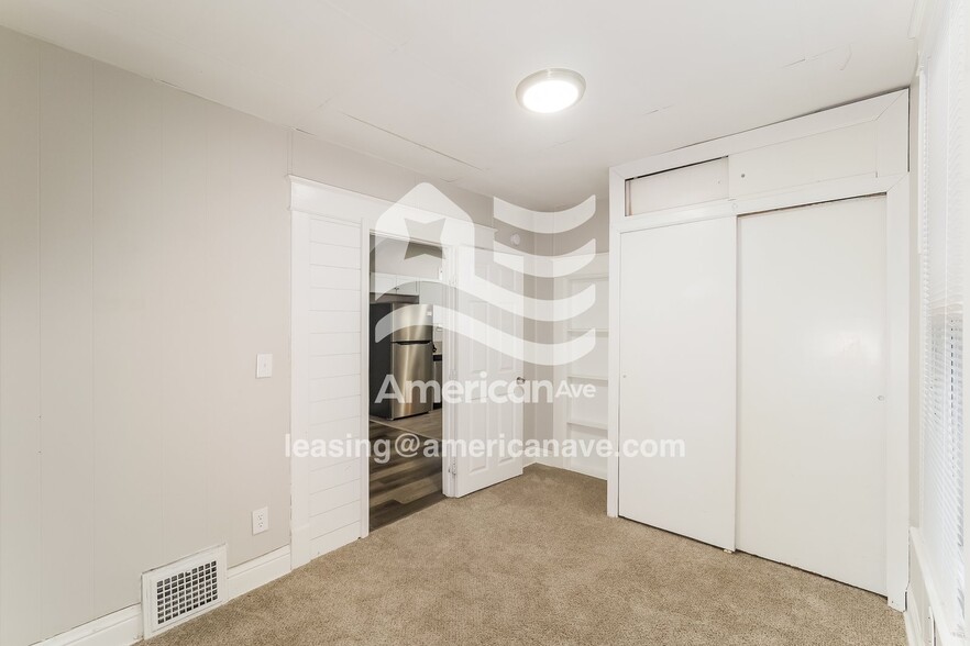 Building Photo - 1055 Ann Ave