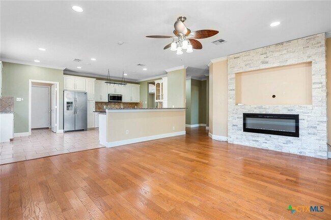 Building Photo - 108 Colt Loop
