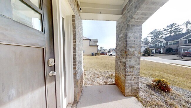 Building Photo - Beautiful 2 Story Home in W Richland