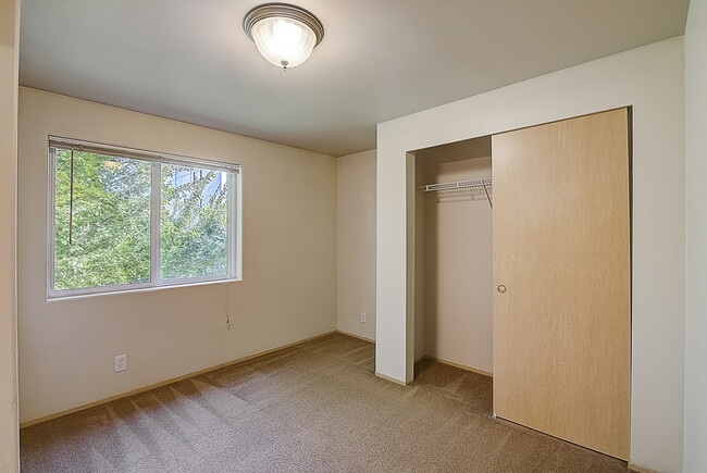 Building Photo - 4309 8th Ave NE