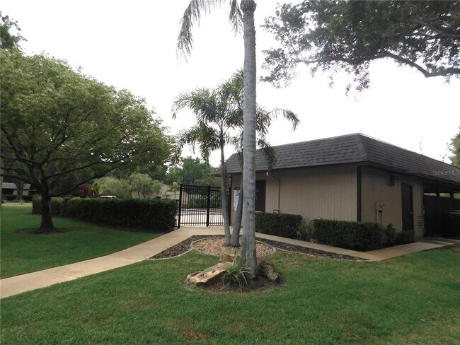 Building Photo - 1400 Tarpon Woods Blvd