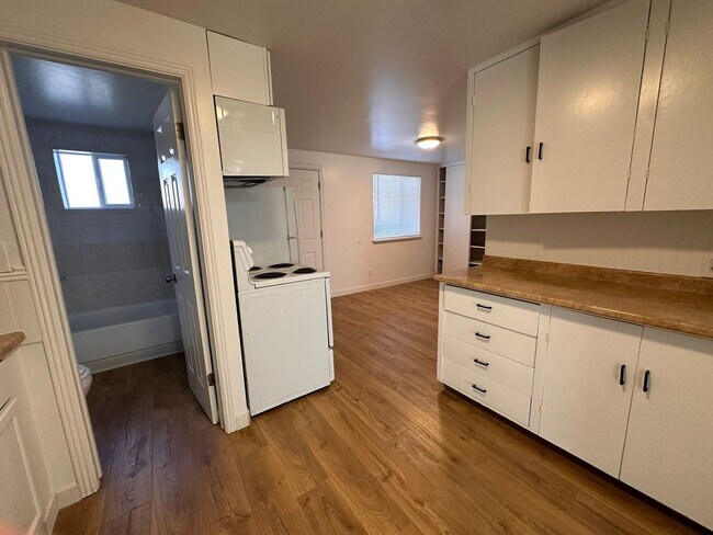 Building Photo - 3823 South 3200 West