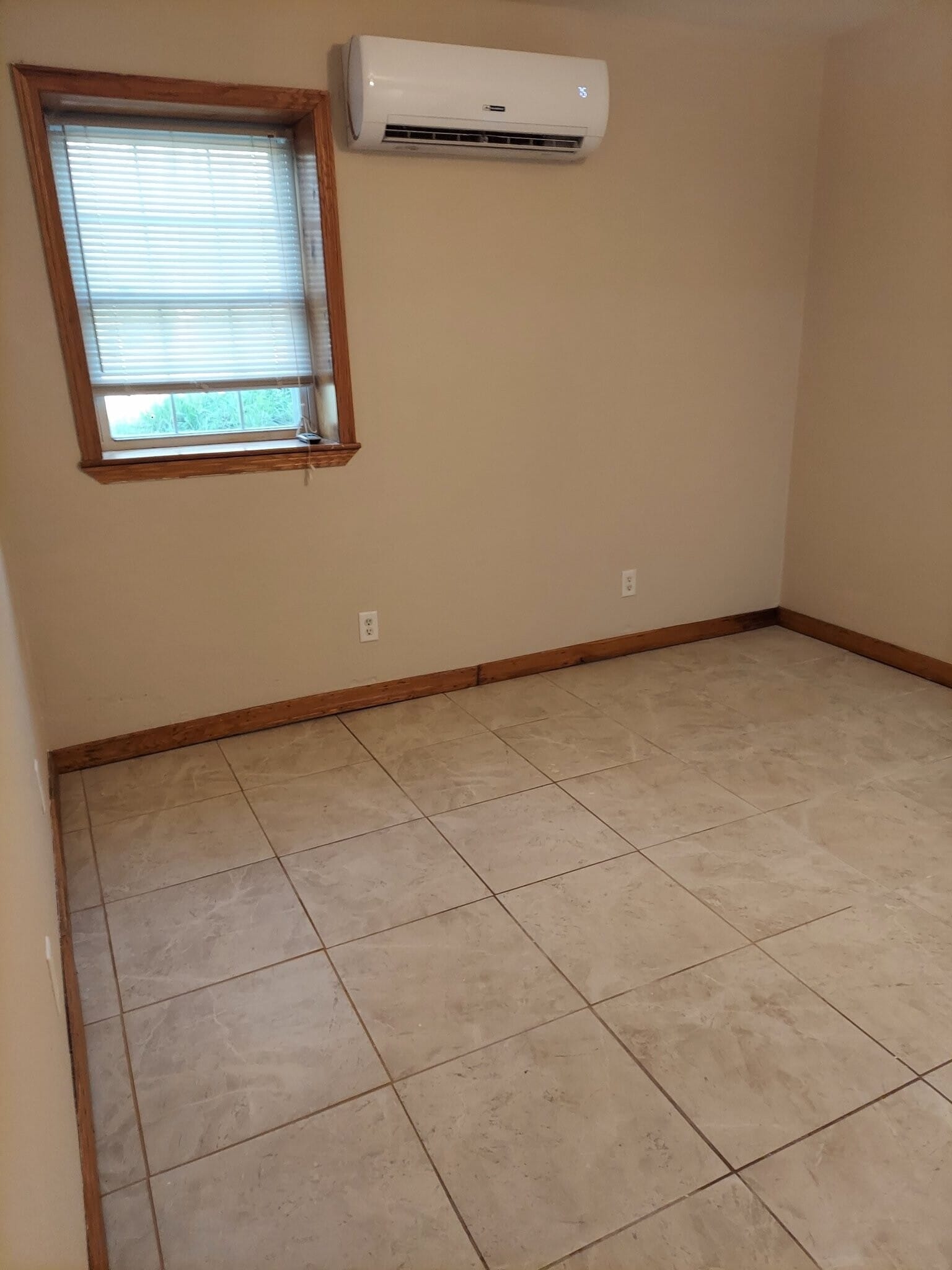 Building Photo - 25667 Buckley Ln