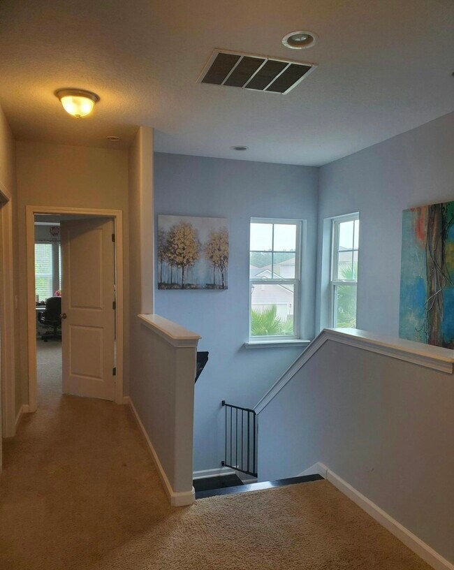 Building Photo - 276 Sanctuary Dr