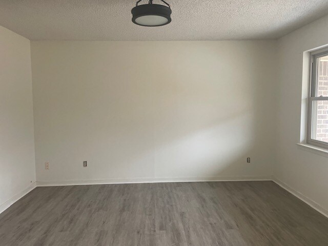 Building Photo - 510 Judy Ln