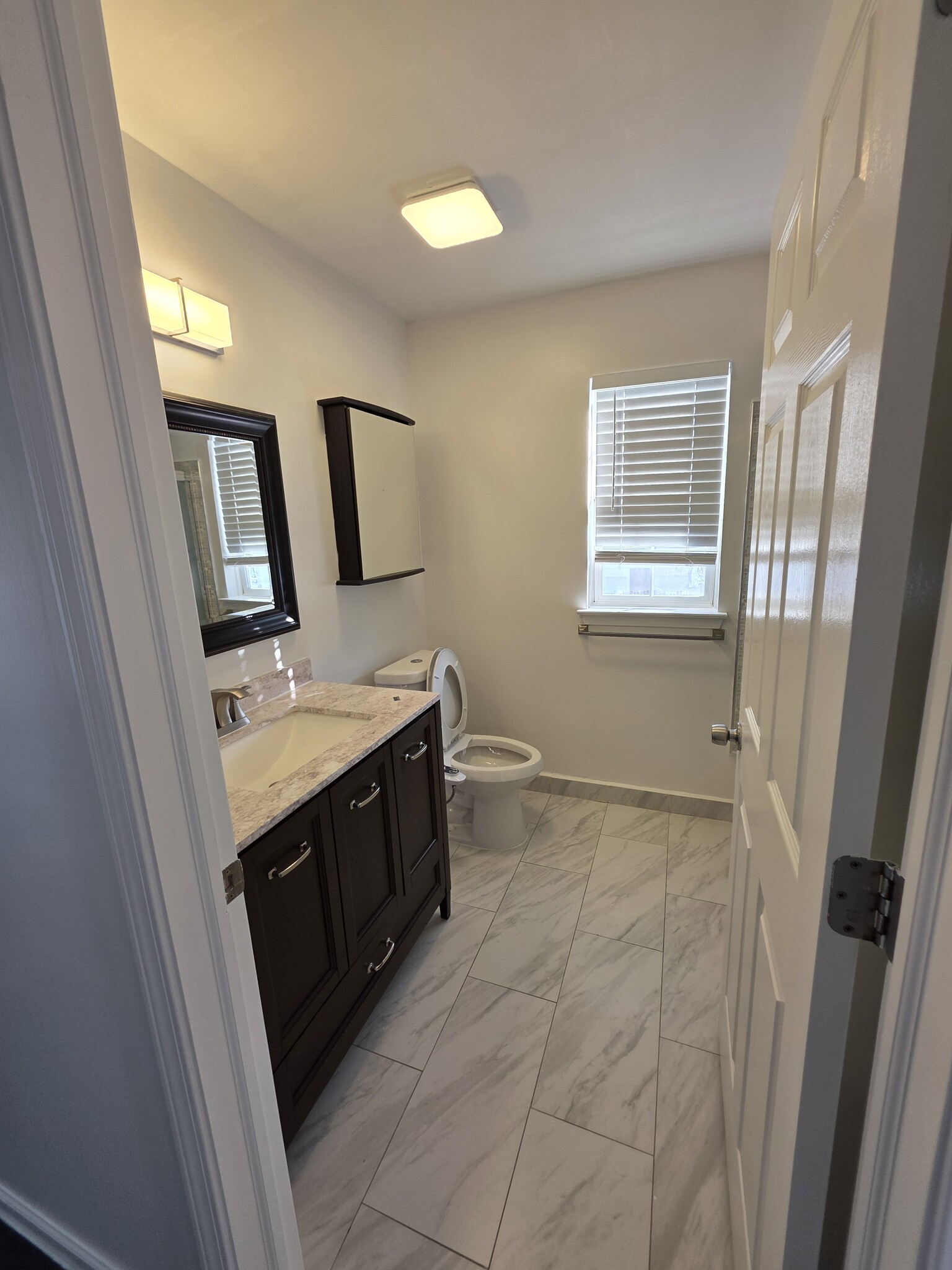 Bathroom - 44873 Marigold Dr