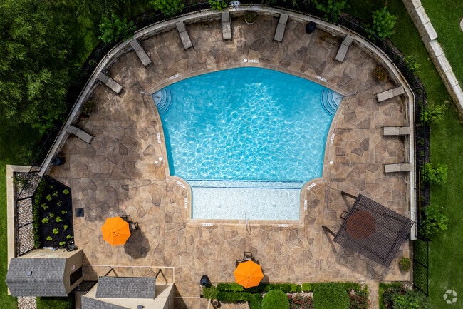 Building Photo - Summit Ridge Apartments