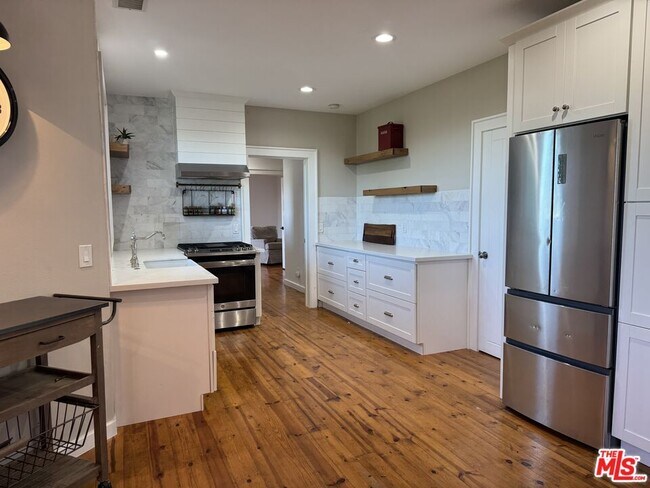 Building Photo - 456 S McKnight Rd