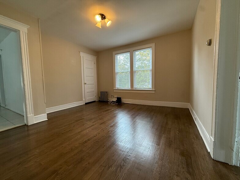 Building Photo - 38 Duke St