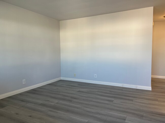 Building Photo - 706 S Atlantic Blvd