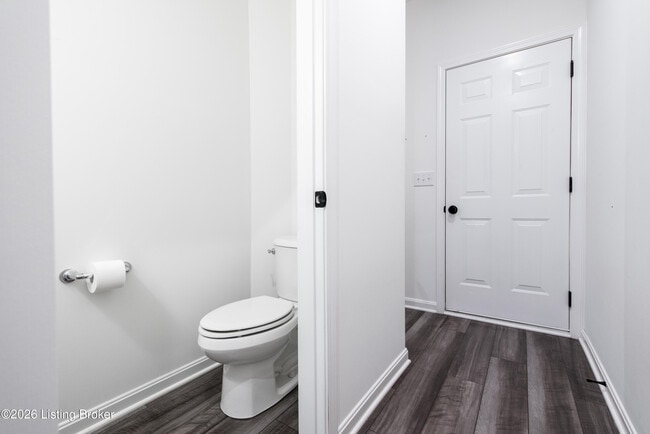 Building Photo - 10029 Windcrest Farms Ln