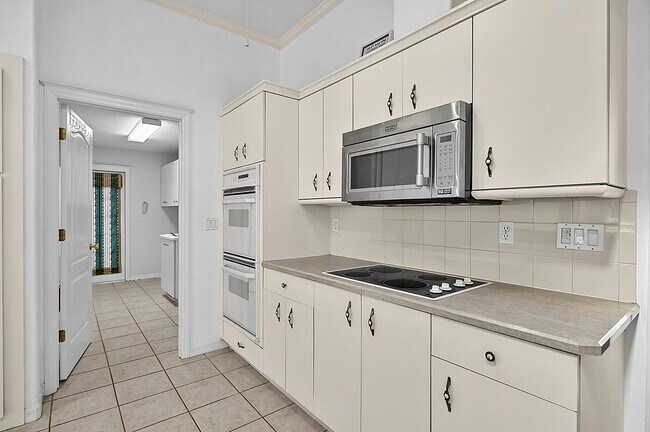 Building Photo - 69 Eagle Harbor Trail