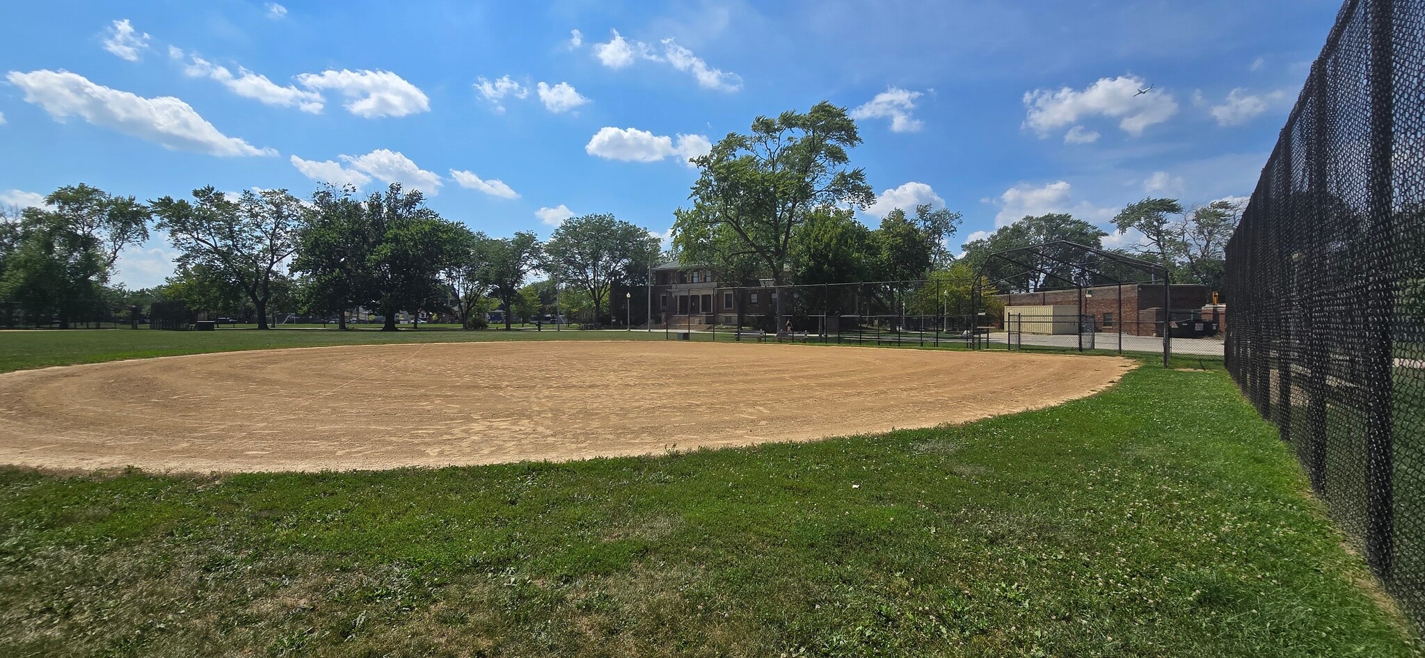 Building Photo - 4037 N Long Ave