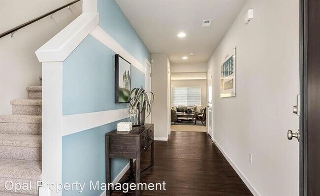 Building Photo - 4 br, 2.5 bath House - 8652 54th St NE