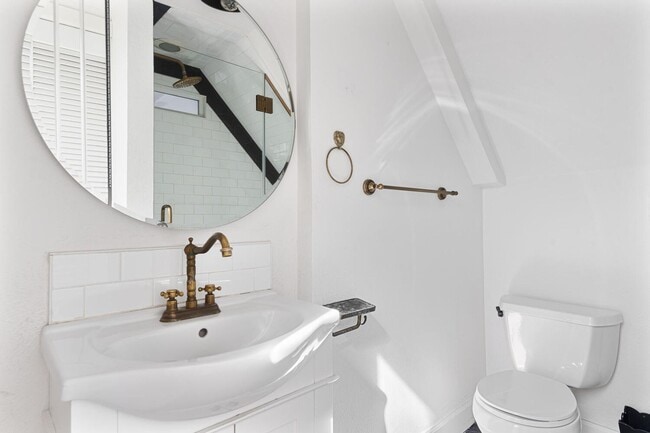 Building Photo - Sunny Two-Story Wash Park Bungalow