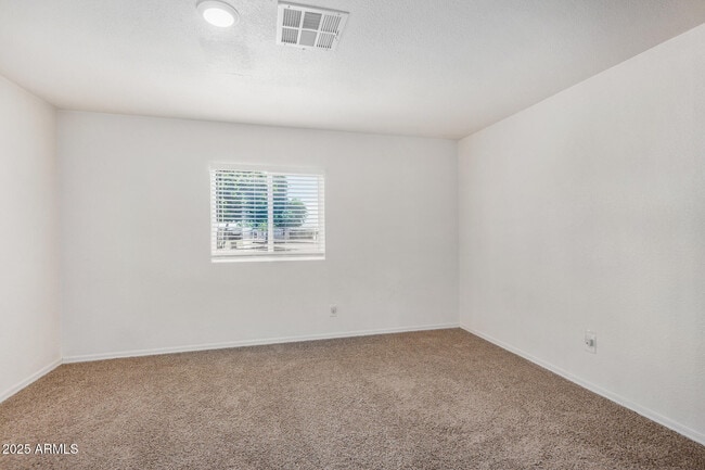 Building Photo - 8601 N 103rd Ave