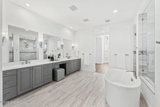Building Photo - 3638 Lake Adelaide Pl