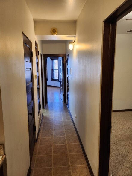 Building Photo - 3232 S Union Ave