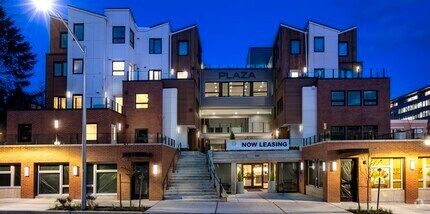 Building Photo - Plaza Apartments