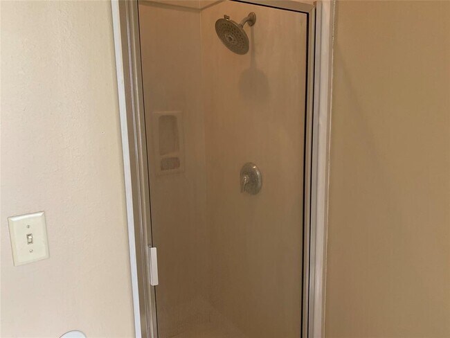 Building Photo - 14607 Heritage Dr