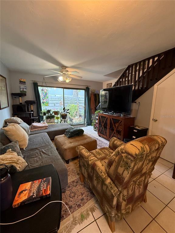 Building Photo - 3600 SW 19th Ave