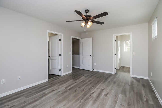 Building Photo - 4178 E Orchid Ln