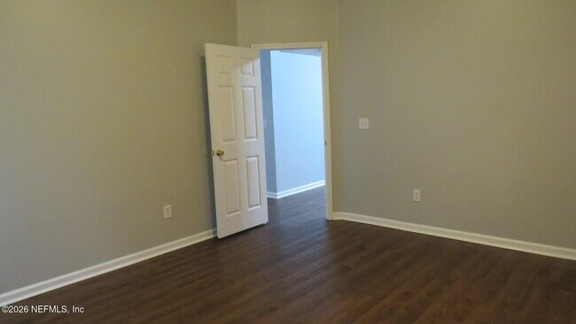 Building Photo - 1823 Sunchase Ct