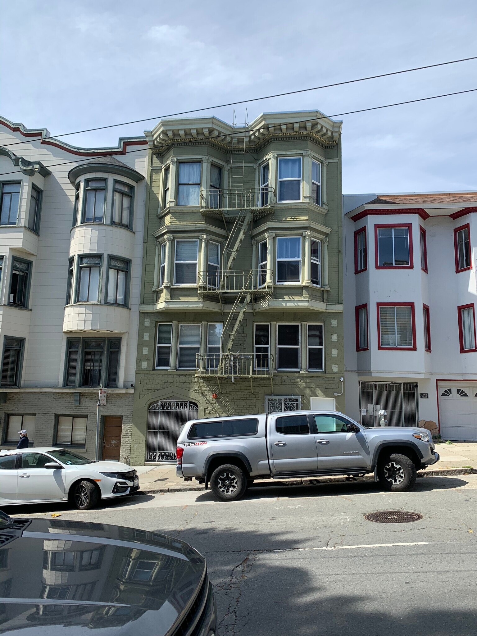 Building Photo - 1670 Clay St