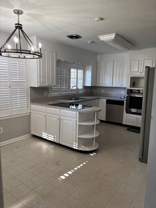 Building Photo - 2001 Michael Terrace