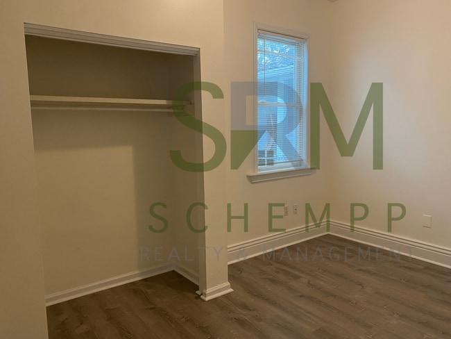 Building Photo - Updated three bedroom two bathroom home in West Louisville! *Section 8 accepted*