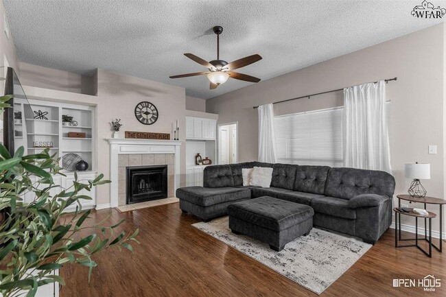 Building Photo - 6036 Van Dorn Dr