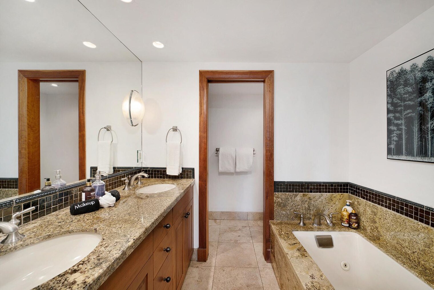 Building Photo - 100 Aspen Ridge Dr