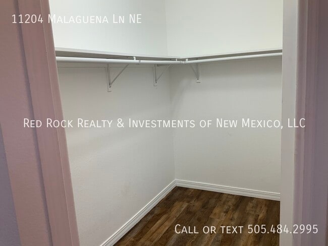 Building Photo - 11204 Malaguena Ln NE