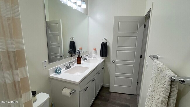 Building Photo - 19460 N 27th Pl