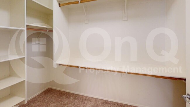 Building Photo - 8016 S Tate Loop