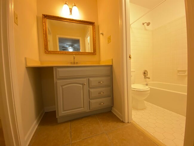 Building Photo - 7902 Neshoba Rd