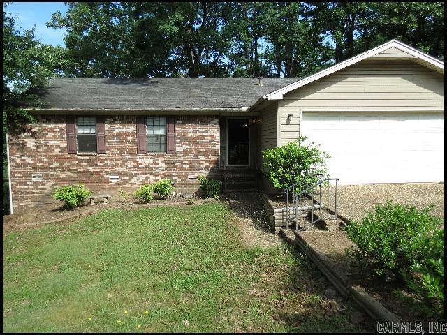 Building Photo - 2116 Peach Tree Dr