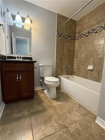 Building Photo - 905 Aspen Ct